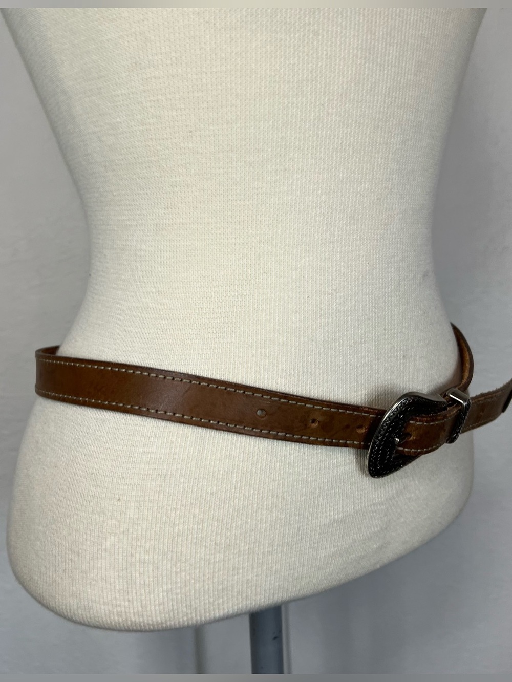 Brown Leather Western Belt with Silver Buckle - Picture 3 of 16